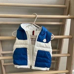 Moncler baby vest